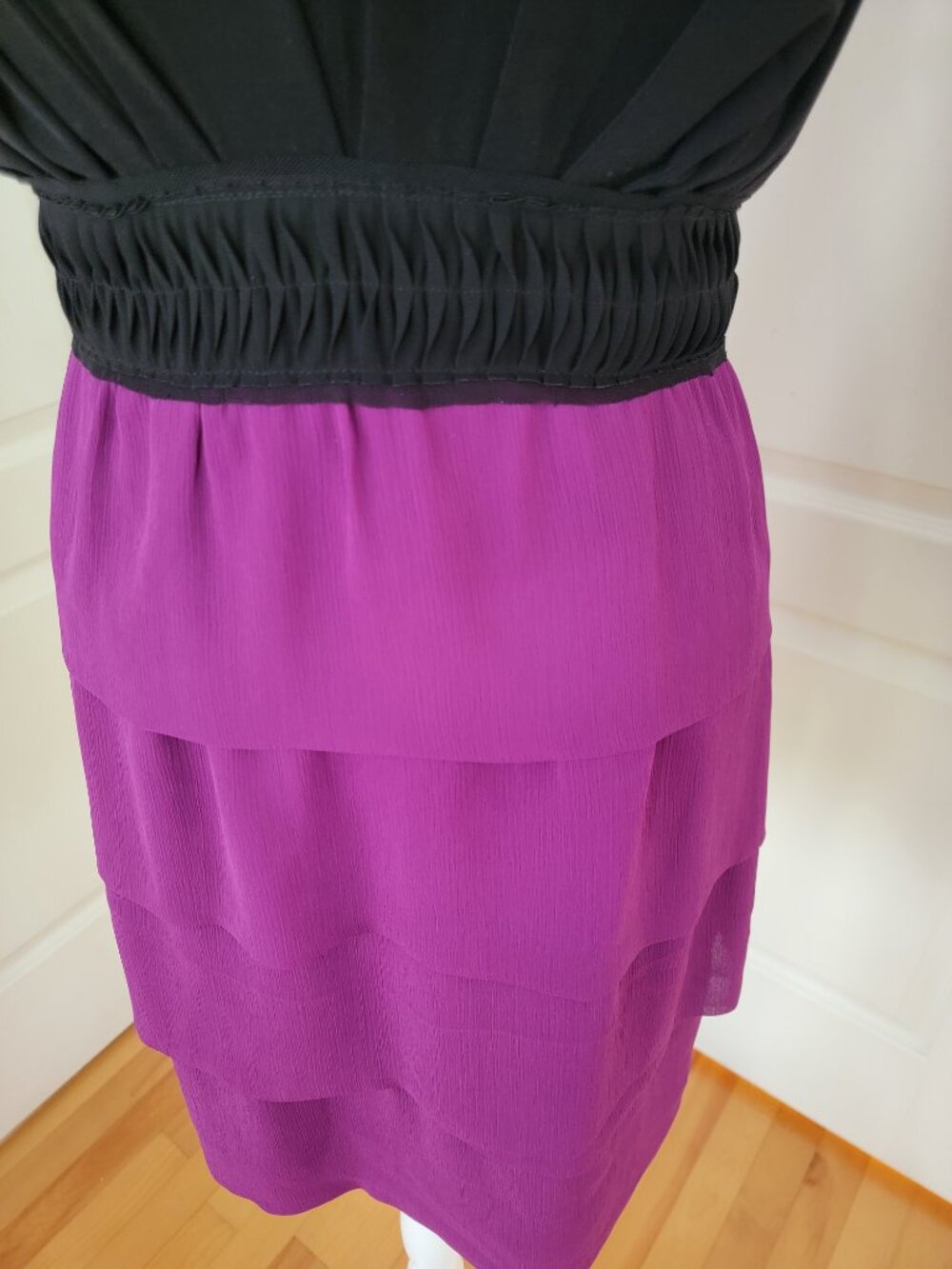 MAXANDCLEO BLACK / FUCHSIA RUFFLE DRESS - Picture 2 of 13